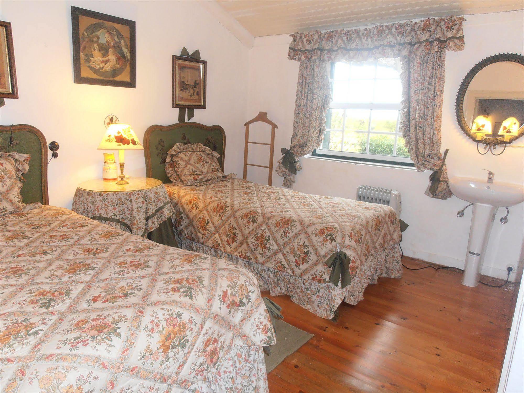 Quinta Do Casalinho Pensionat Almeirim Exteriör bild