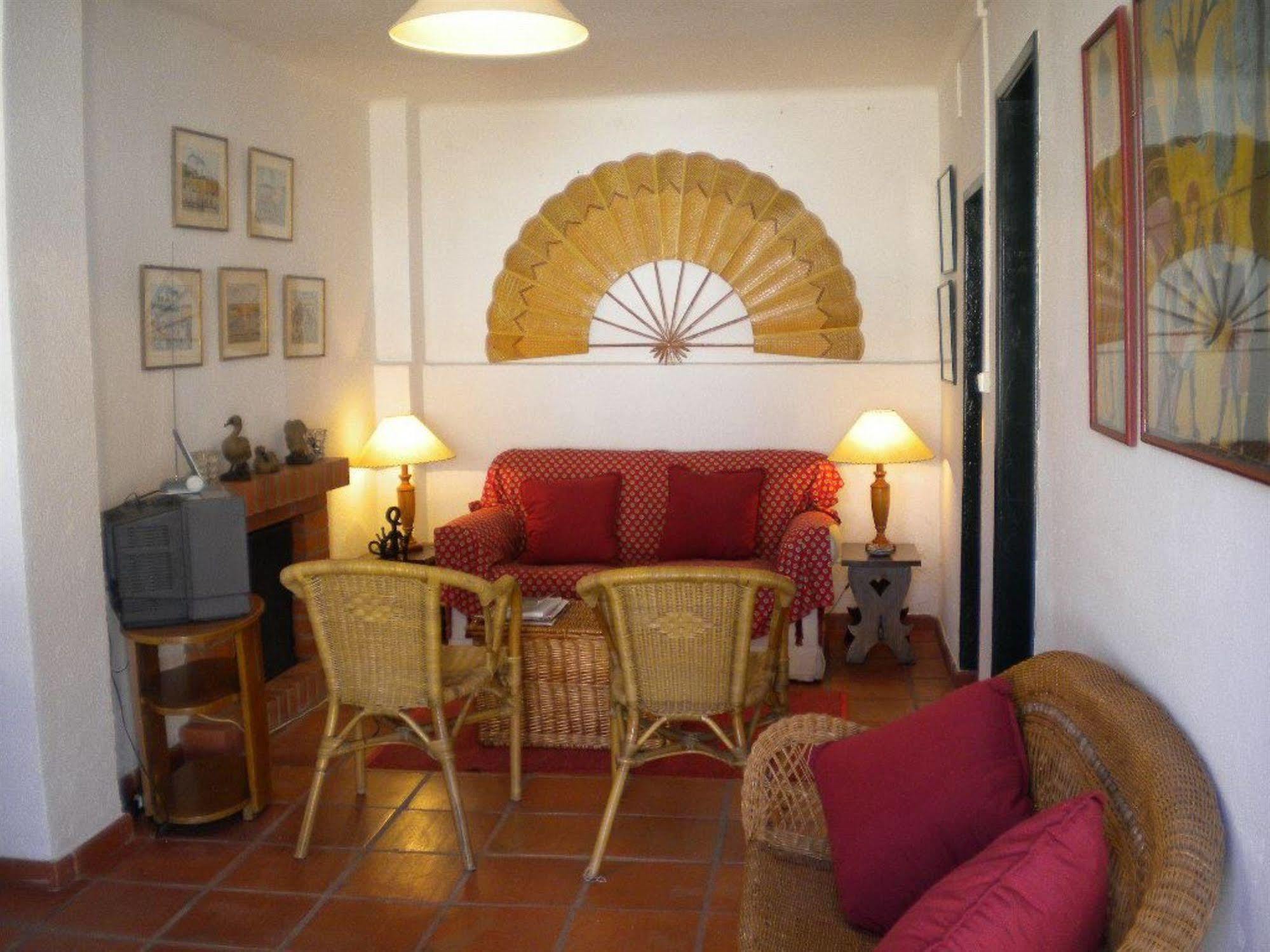 Quinta Do Casalinho Pensionat Almeirim Exteriör bild