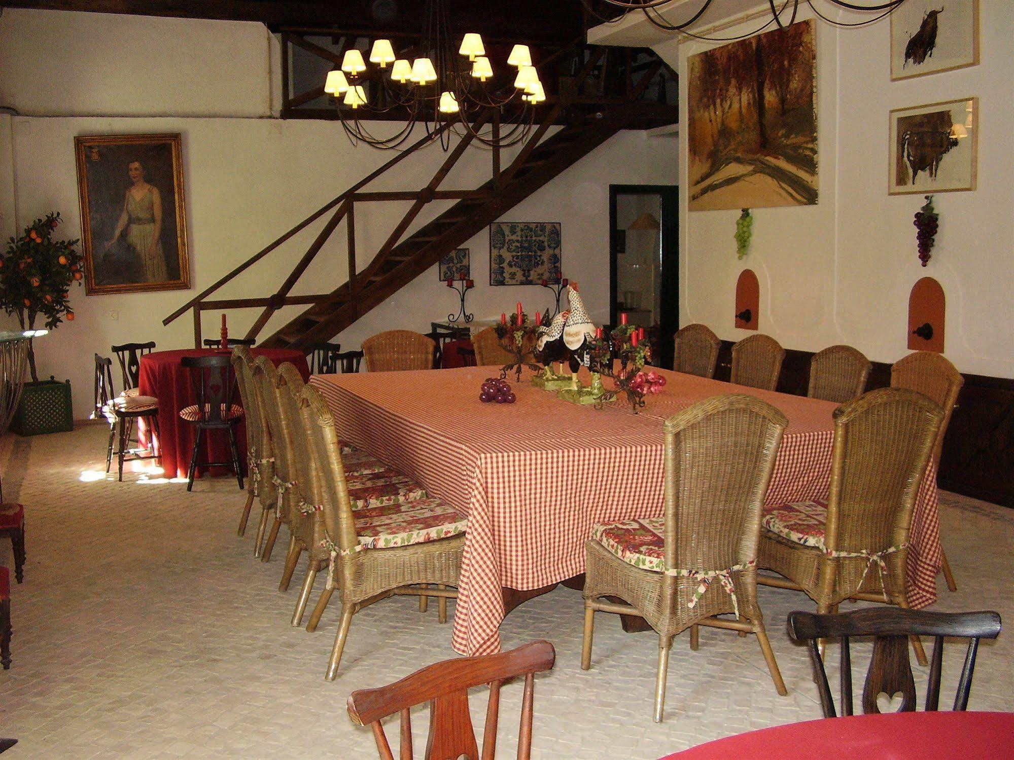 Quinta Do Casalinho Pensionat Almeirim Exteriör bild