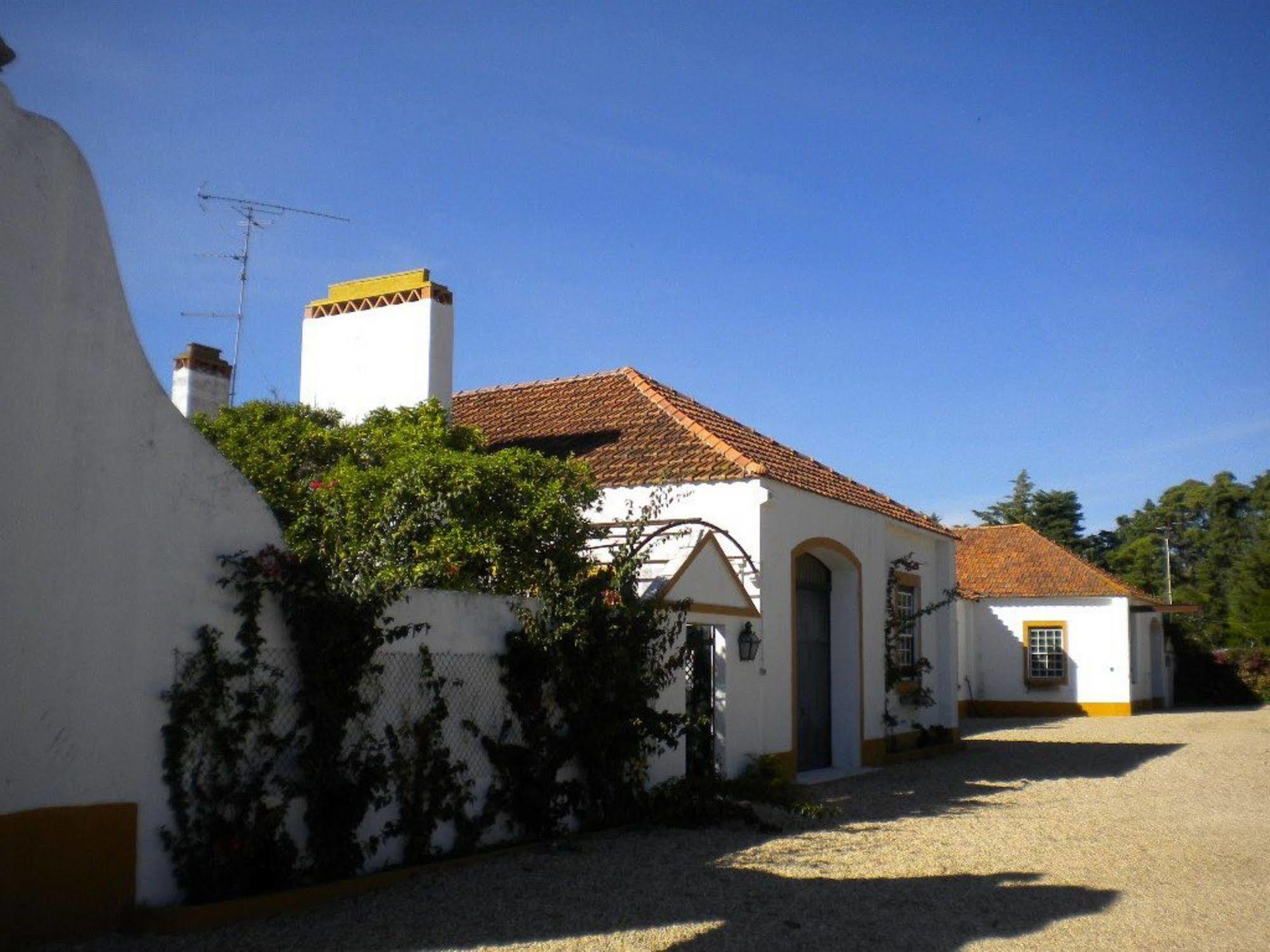 Quinta Do Casalinho Pensionat Almeirim Exteriör bild